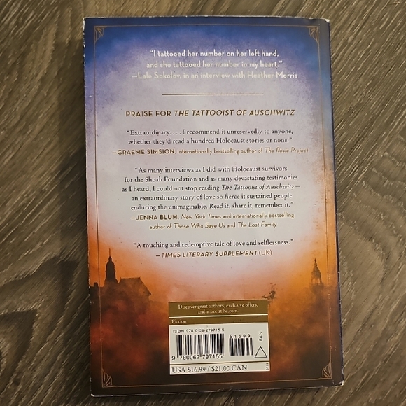 The Tattooist of Auschwitz by - Multicolor Cover - Picture 2 of 2